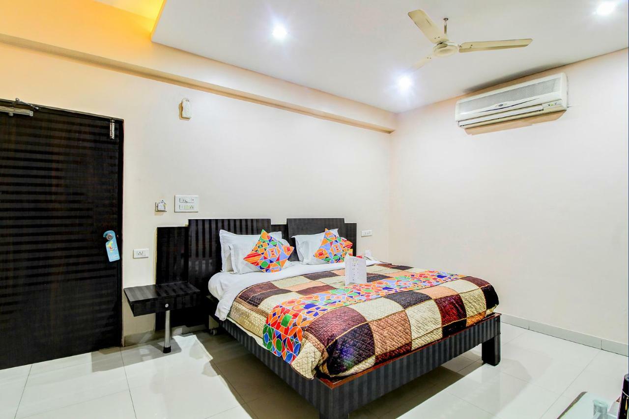 Fabexpress Tourist Plaza Hyderabad Eksteriør bilde